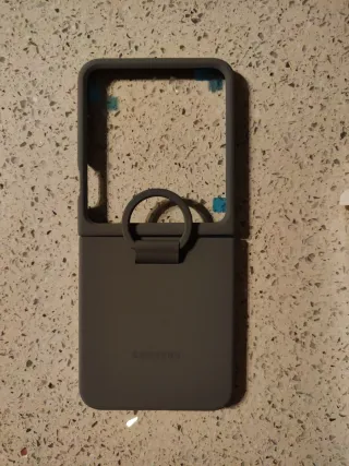 Funda Samsung Galaxy Z Flip 6 Gris
