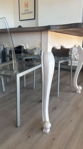 Mesa comedor patas pintadas estilo francés