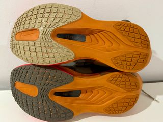 Zapatillas Nike Zoom Fly 6. Ed. Running Poets.