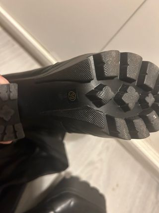 Botas de tacón altas negras