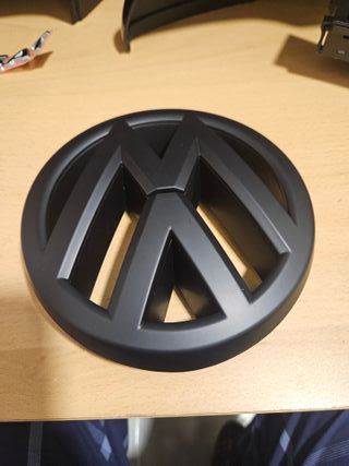 Logo VW Negro Mate Delantero