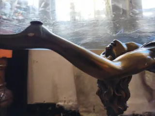 Mesa Centro Cristal y Escultura bailarina