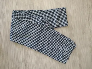 Pantalones de pata de gallo talla 5/6