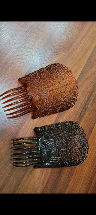 2 Peinetas Mantilla 27x25cm Marrón y Negra