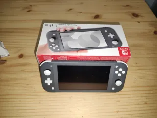 Nintendo Switch Lite Gris