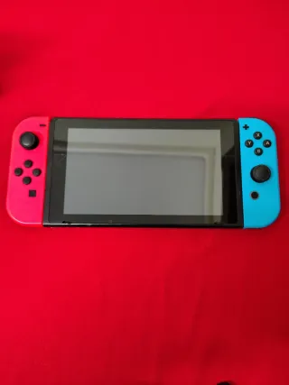 Nintendo Switch Rojo y Azul