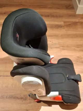 Silla coche Britax Römer negra