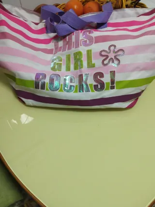 En Monforte de Lemos tengo muchas bolsas de playa