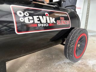 Compresor Cevik Pro Silencioso 24L