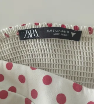 Top Zara lunares palabra de honor Talla S
