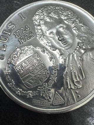 Set of 2 Heavy Fine Silver Medals (.999/1000)