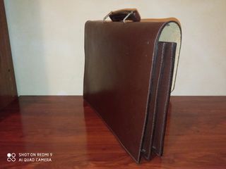 Maletín de cuero marrón nuevo
