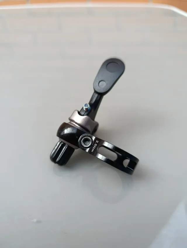 CRANK BROTHERS Highline mando de tija hidráulica.