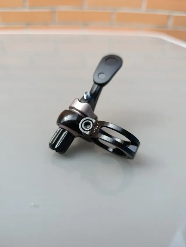 CRANK BROTHERS Highline mando de tija hidráulica.