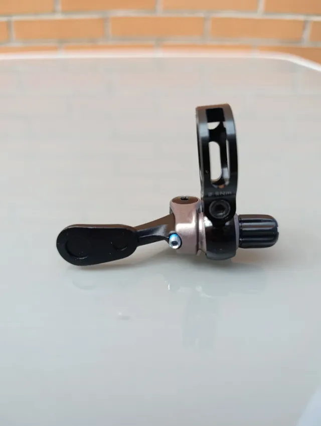 CRANK BROTHERS Highline mando de tija hidráulica.