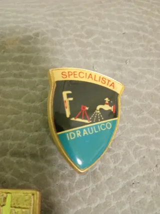 Lotto 3 spille collezionismo rare