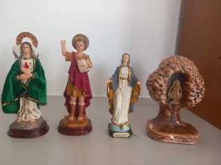 Figuras religiosas vírgenes