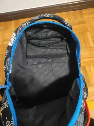 Mochila CoolPack gamer con cremalleras