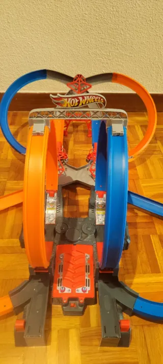 Pista Hot Wheels Mega Loop Mayhem