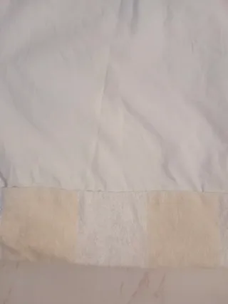 4 cortinas beige y blancas
