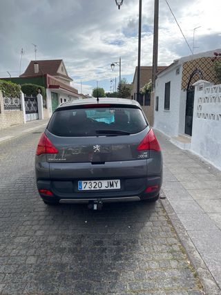 Peugeot 3008 2012