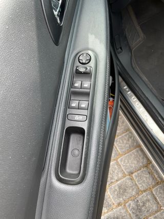 Peugeot 3008 2012