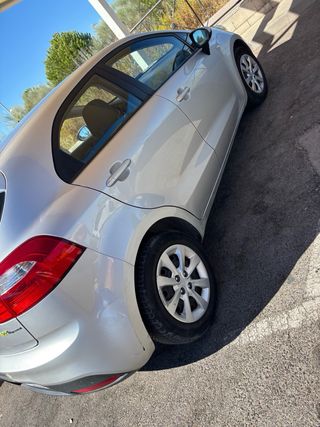 KIA Rio 2013 ECO-Dynamics