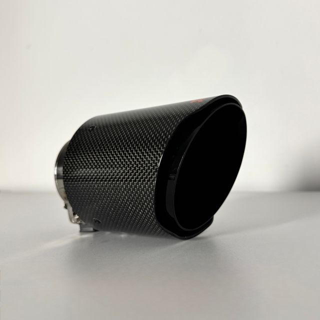 Punta Escape Akrapovic Carbono