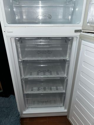 Nevera Beko buen estado función perfecto