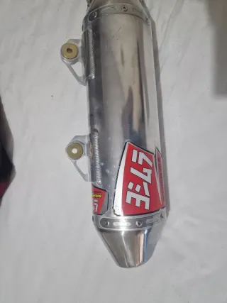Tubo de escape Yoshimura RS2