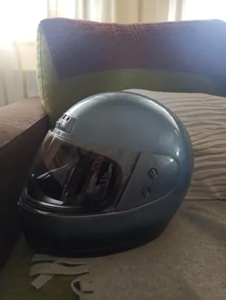 Casco de moto azul