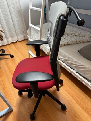 Silla de oficina ergonómica malla y tela