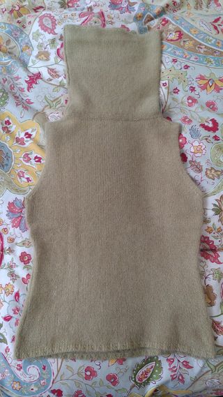 Jersey Massimo D. cuello alto beige dorado angora