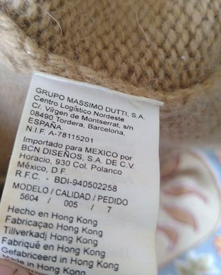 Jersey Massimo D. cuello alto beige dorado angora