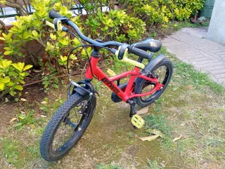 Bicicleta Btwin DiscoverLight 16'' Roja