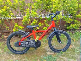 Bicicleta Btwin DiscoverLight 16'' Roja