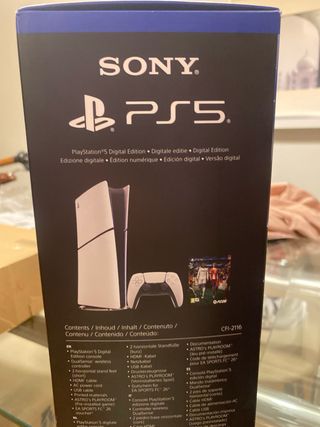 PlayStation 5 (PS5) con FIFA 26 de regalo