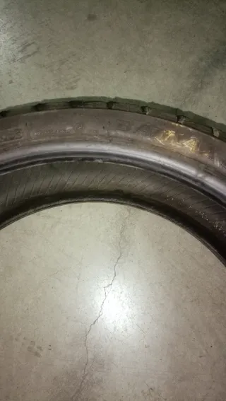 Neumático Bridgestone 180