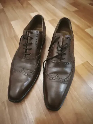 Zapatos de vestir marrones
