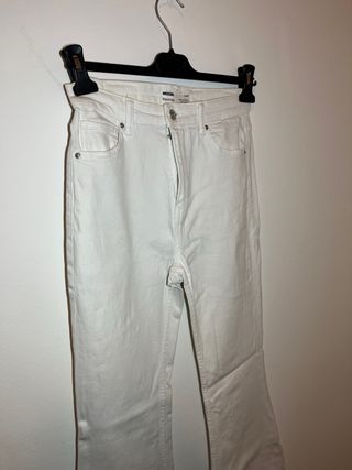 Pantaloni Zara bianchi a zampa