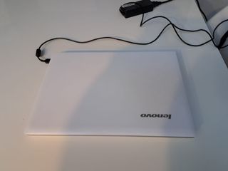 Portátil Lenovo 15,3 Plata/Blanco