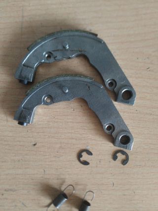 Zapatas campana embrague derbi variant