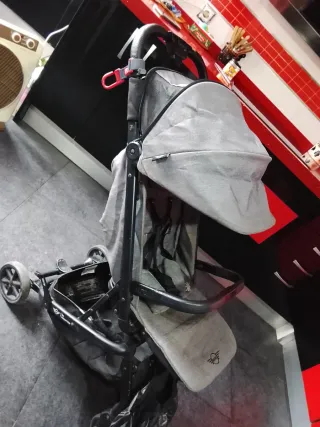 Silla de paseo Mini y bicicleta.