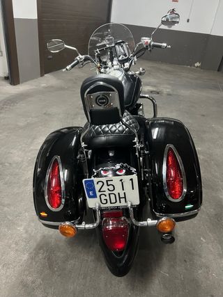 Yamaha Cruiser Negra 1100cc