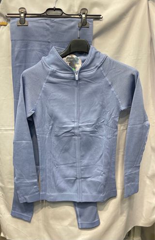 Conjunto deportivo negro Talla S/M