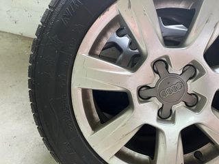 Llantas Audi originales + neumáticos invierno 225/