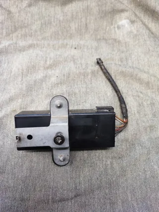 Relé Fecho Central Opel Corsa Kadett GM