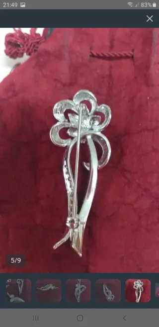 2 Broches Plateados Antiguos