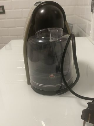 Cafetera Krups Nespresso Beige