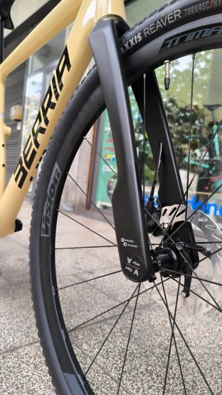 BERRIA ALLROAD ELITE GRX 2026